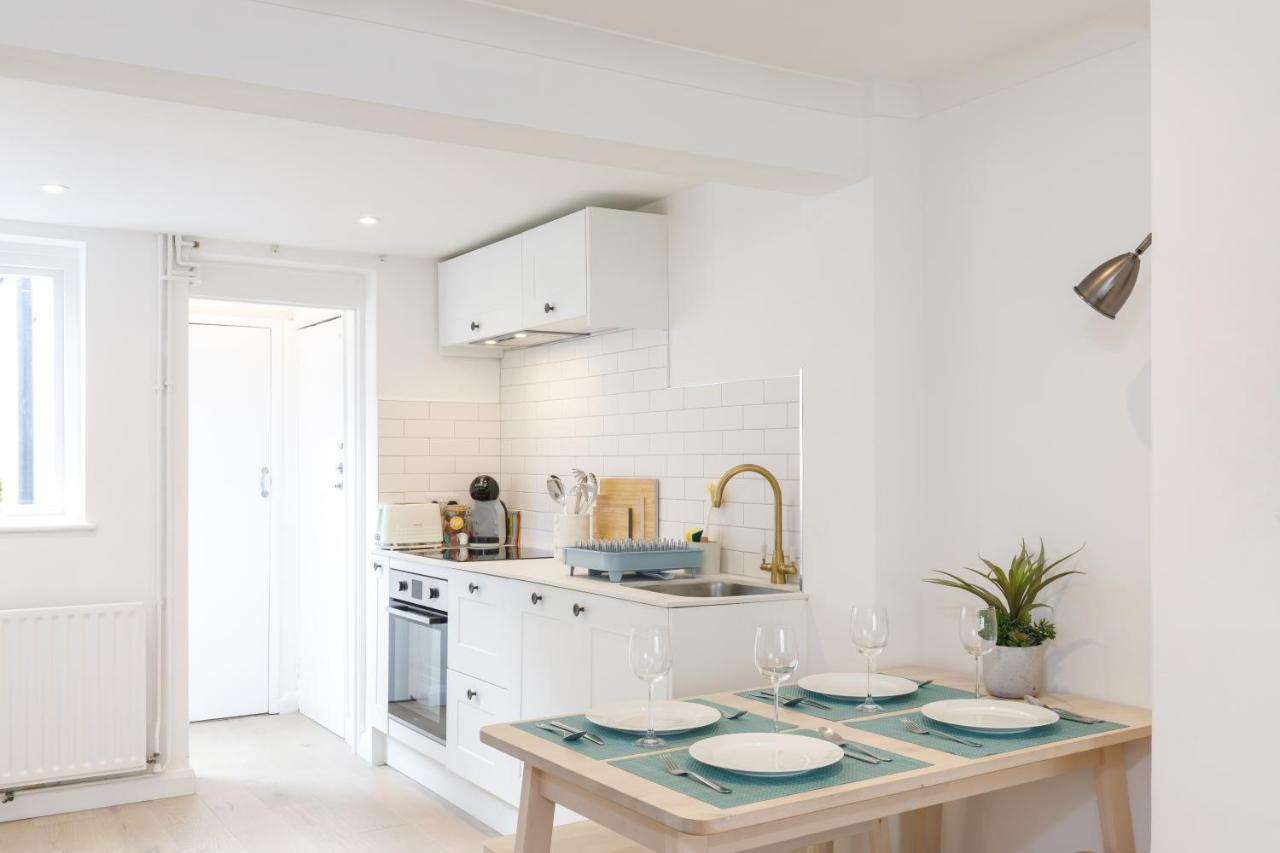 Central Quiet Cottage. Walk To Shops, Bars & Beach Brighton Exterior foto